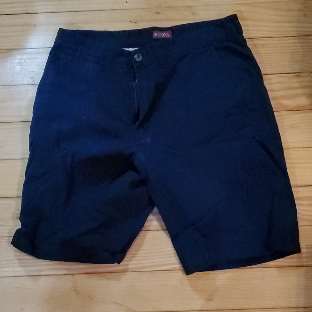 Navy blue cargo shorts 32